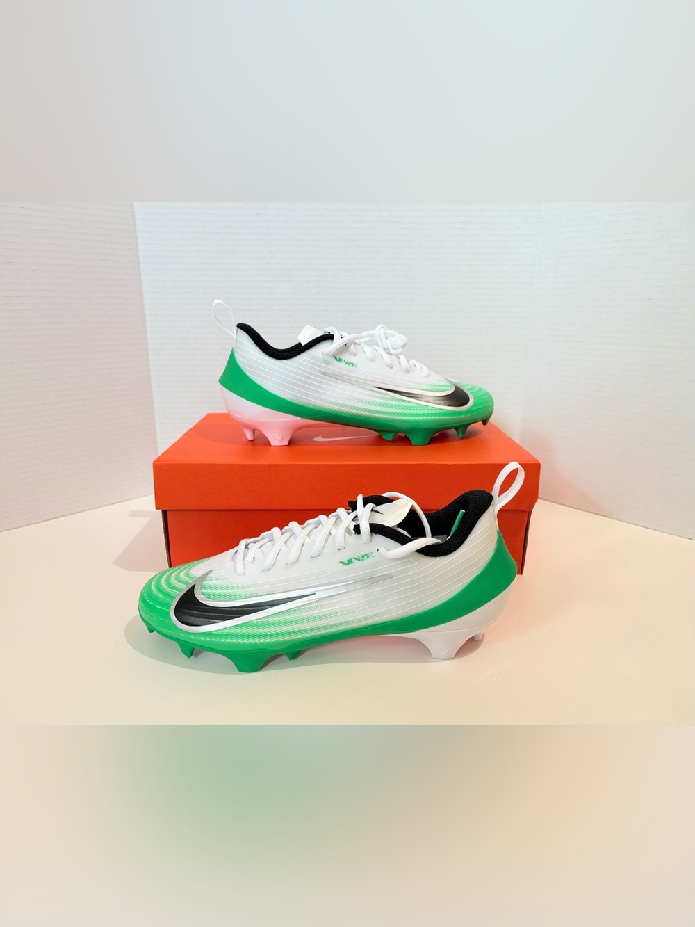 Nike Vapor Speed 3 Men’s Elite low football Cleats white green Black HM8849-100